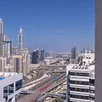 Modern 5-Bedroom Apartment Perfect For Family In Jlt