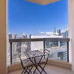 Modern 5-Bedroom Apartment Perfect For Family In Jlt