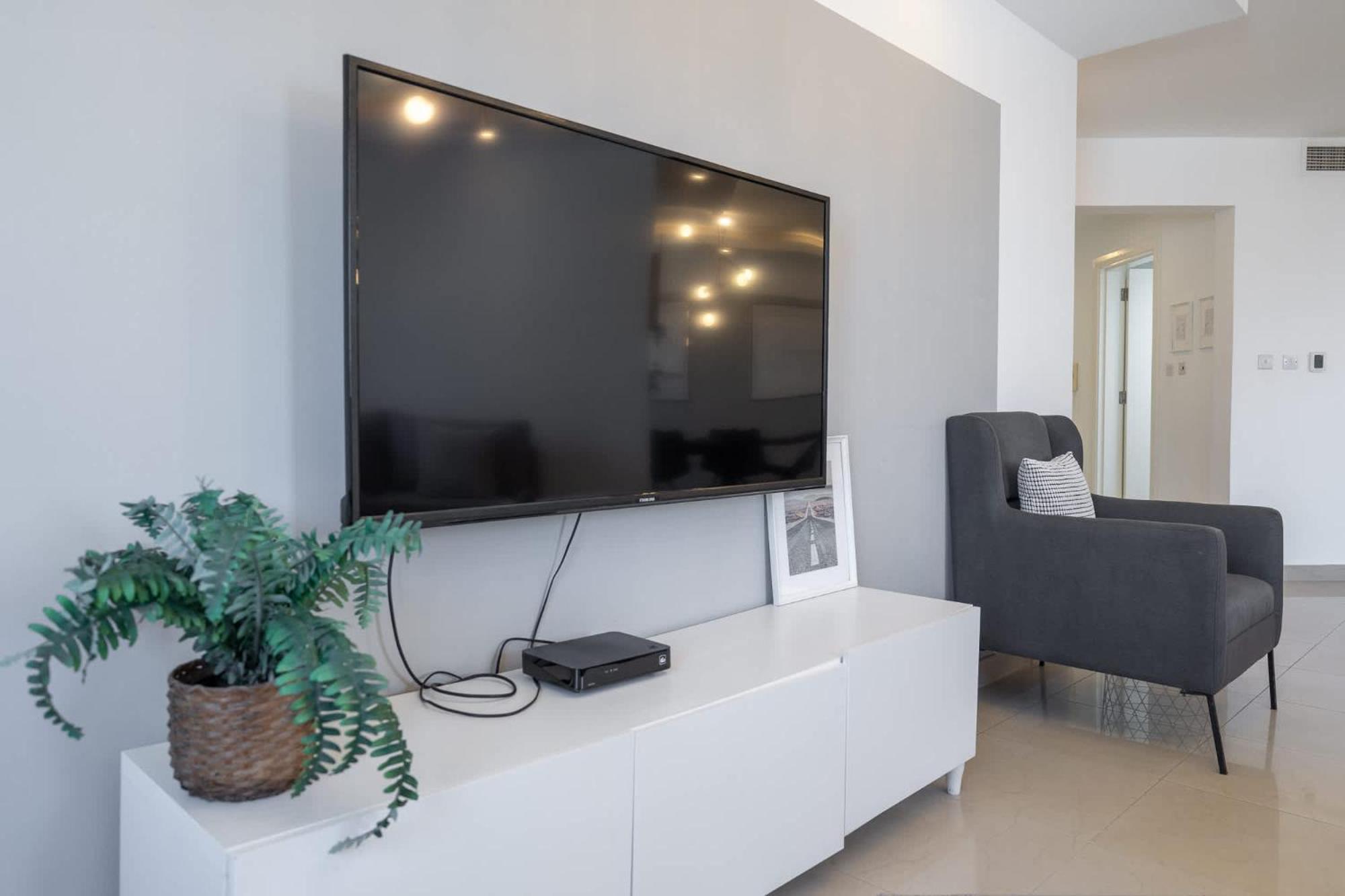 Modern 5-bedroom Perfect For Family In Jlt Apartment