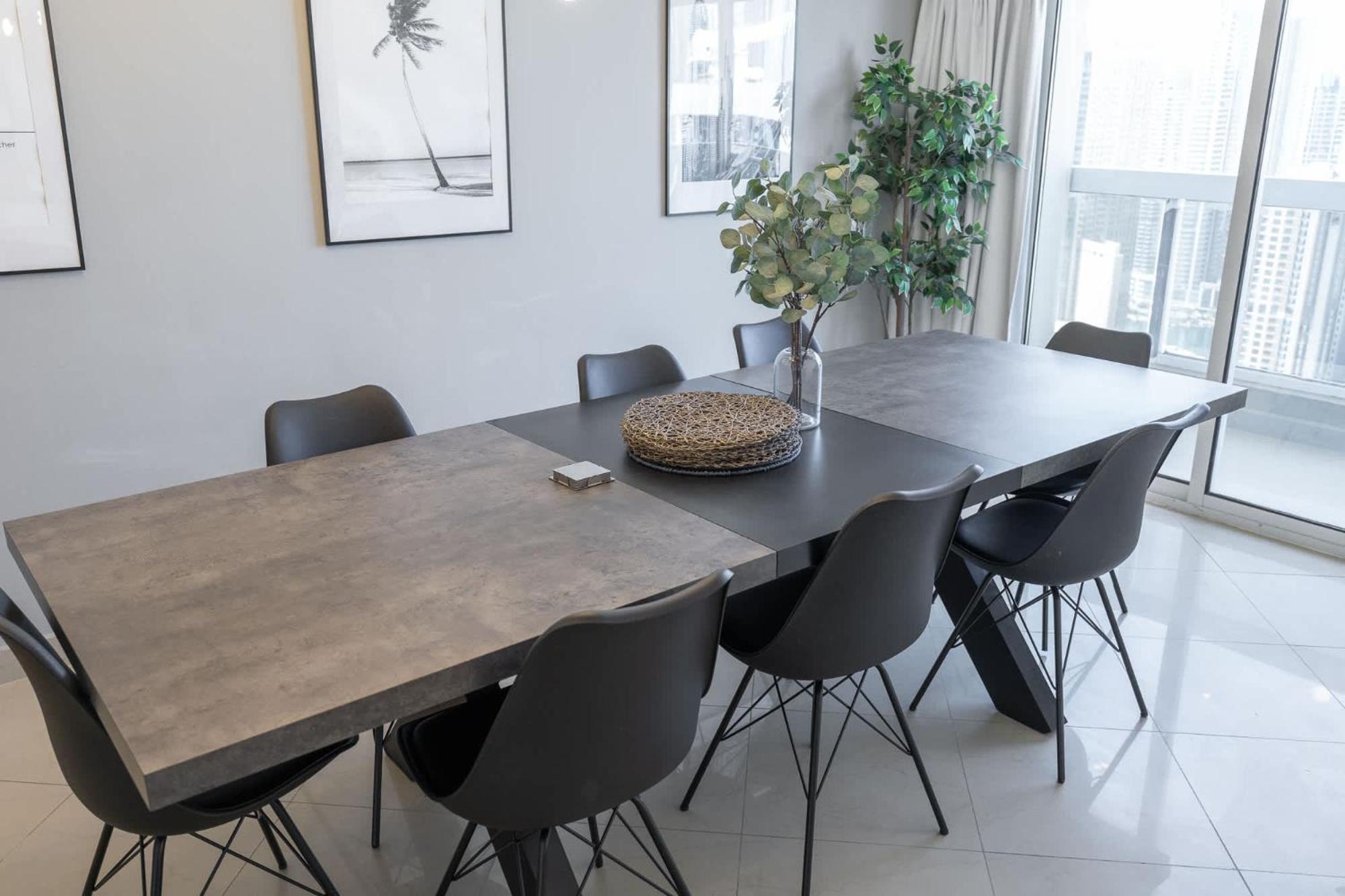Modern 5-bedroom Perfect For Family In Jlt Apartment Dubai